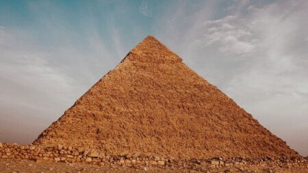 Eine Pyramide, wie die Maslowsche Bedürfnispyramide